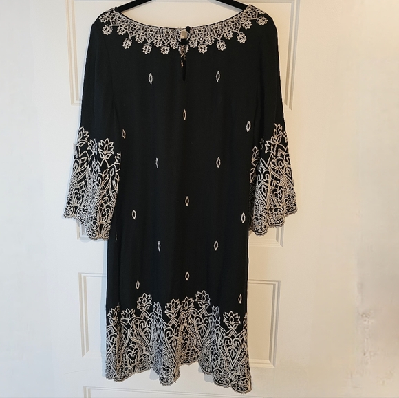 Sundance Black Dress with Intricate White Embroidered Detailing sz small - Picture 5 of 8